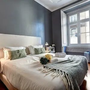 Canaan Boutique Fanqueiros 114 By Get Your Appartement